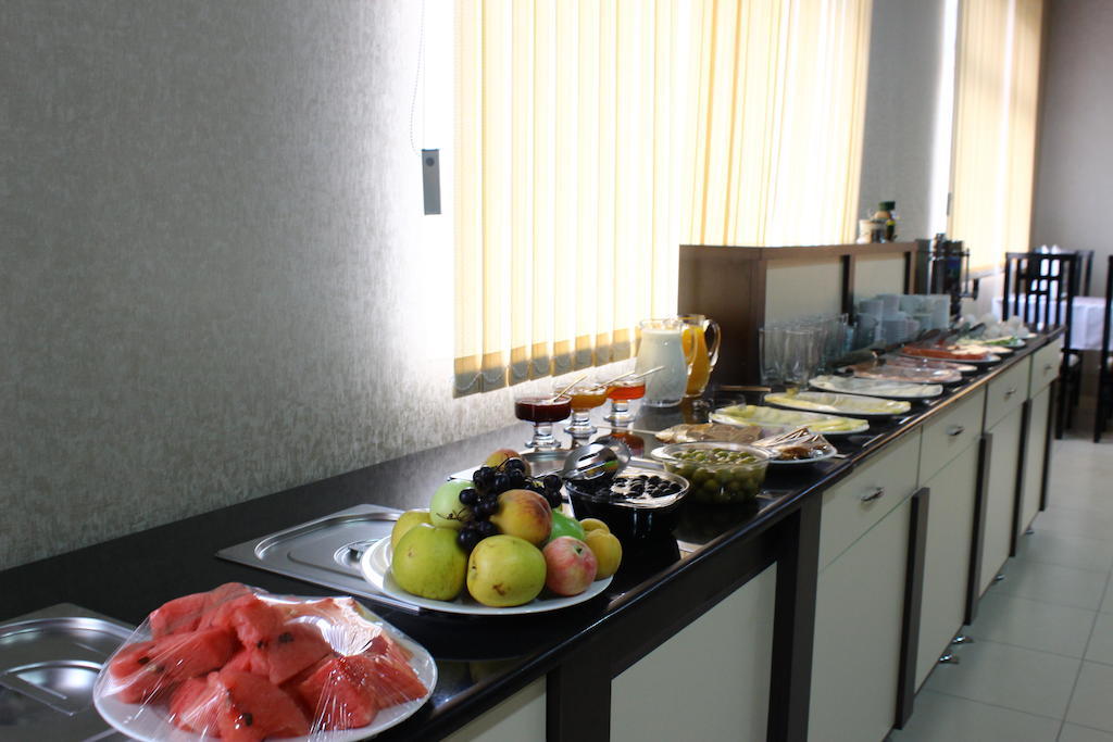 Issam Hotel & Spa Шекі Екстер'єр фото