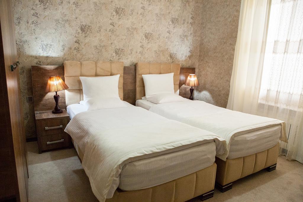 Issam Hotel & Spa Шекі Екстер'єр фото