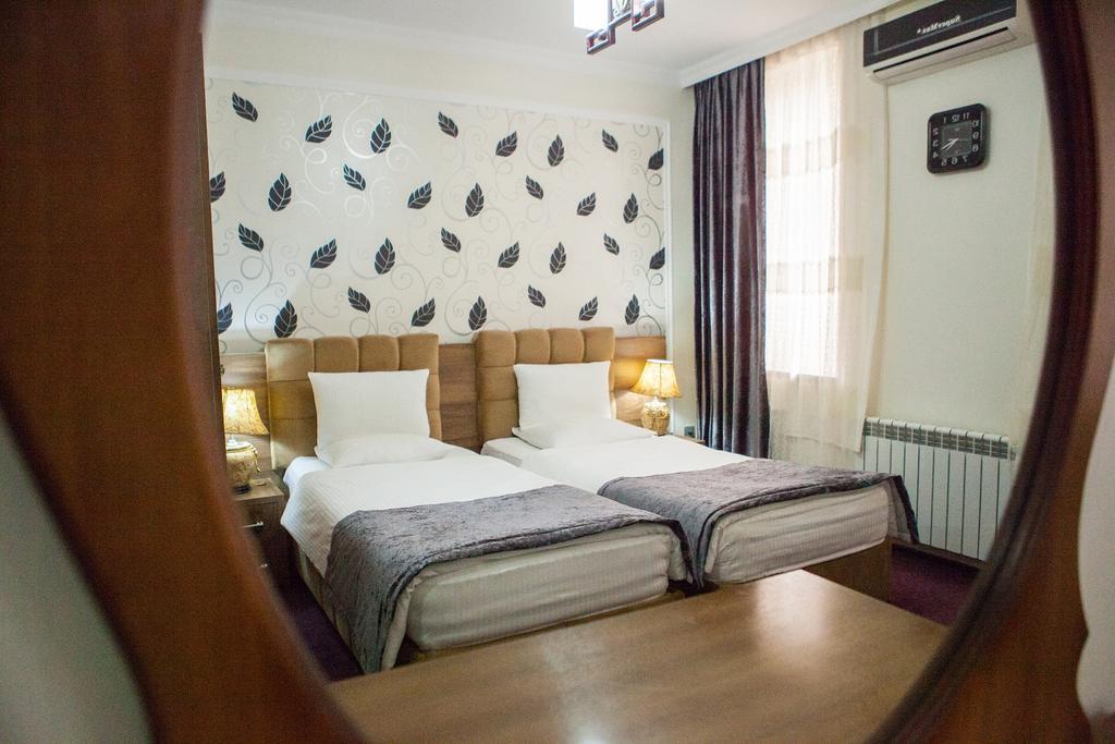 Issam Hotel & Spa Шекі Екстер'єр фото
