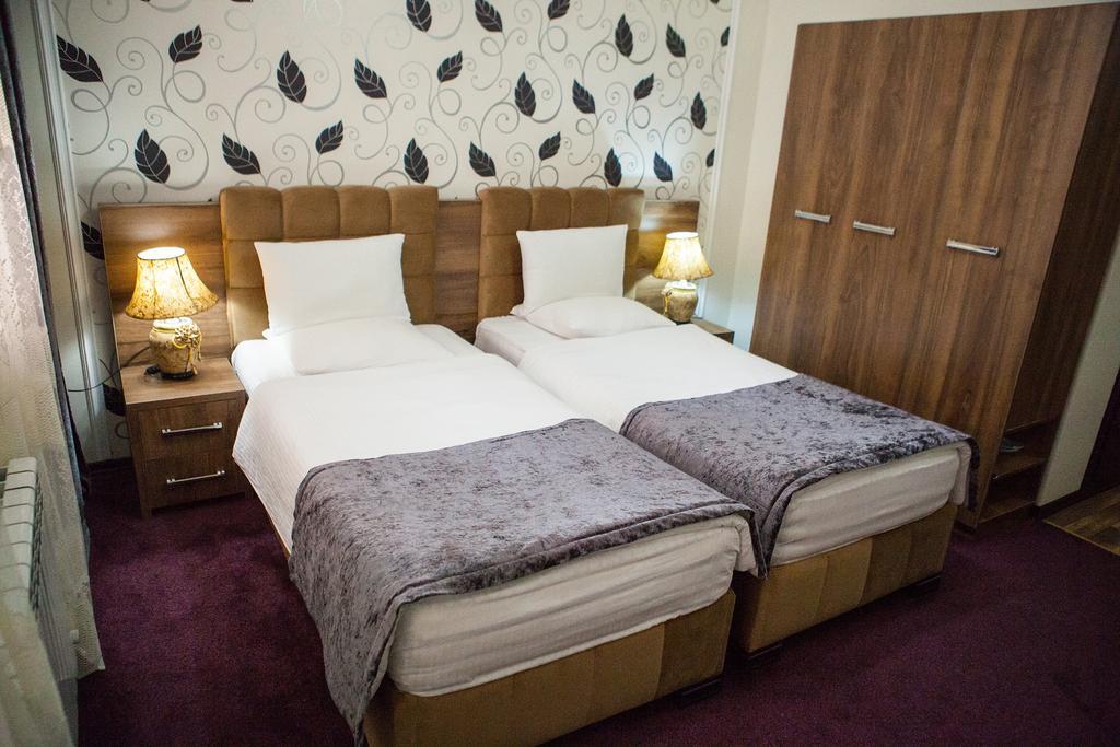 Issam Hotel & Spa Шекі Екстер'єр фото