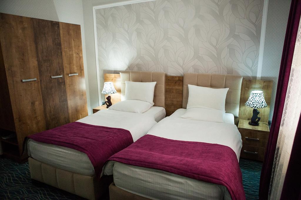 Issam Hotel & Spa Шекі Екстер'єр фото