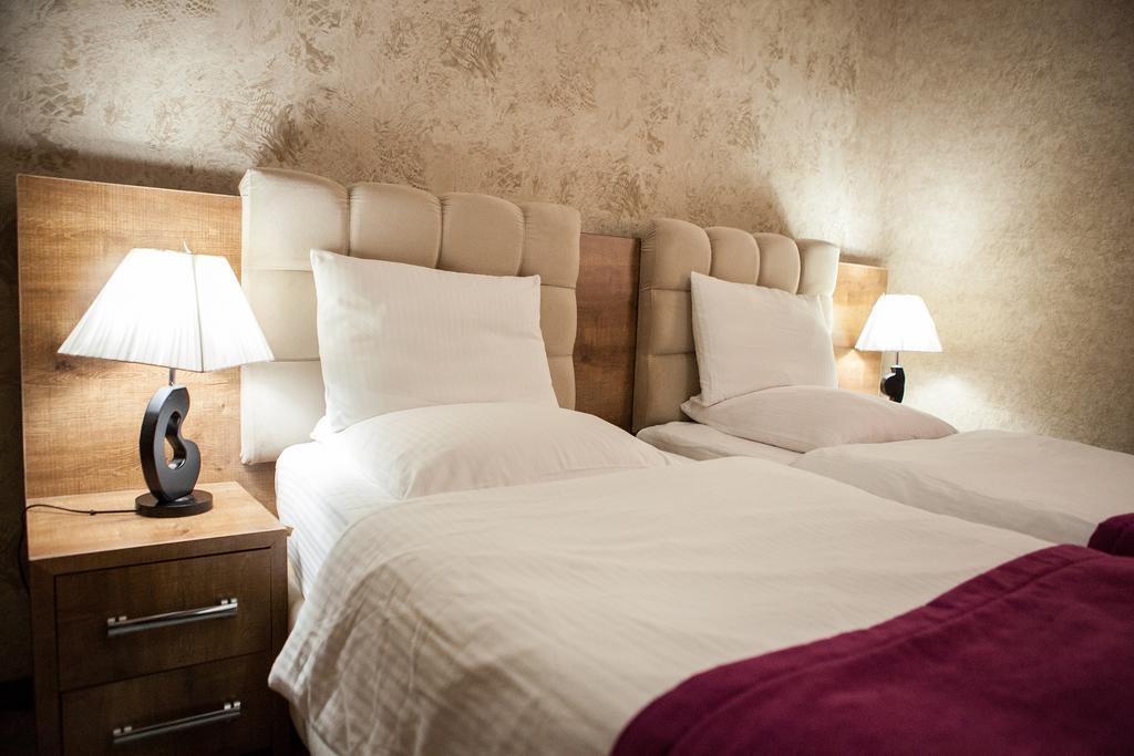 Issam Hotel & Spa Шекі Екстер'єр фото