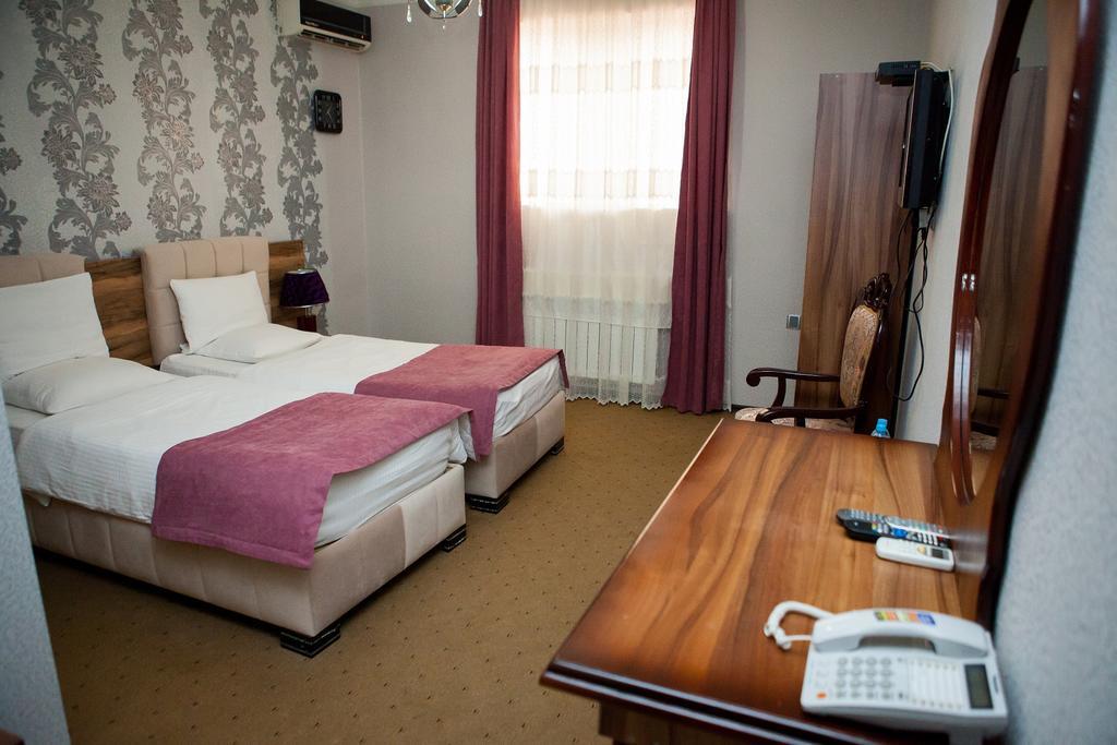 Issam Hotel & Spa Шекі Екстер'єр фото